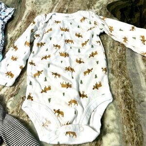 Carters long sleeve onesie 12 m new without tags